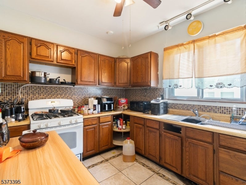 98 Ashland Ave