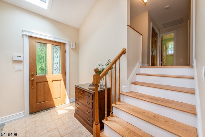 28 Lyonsville Rd