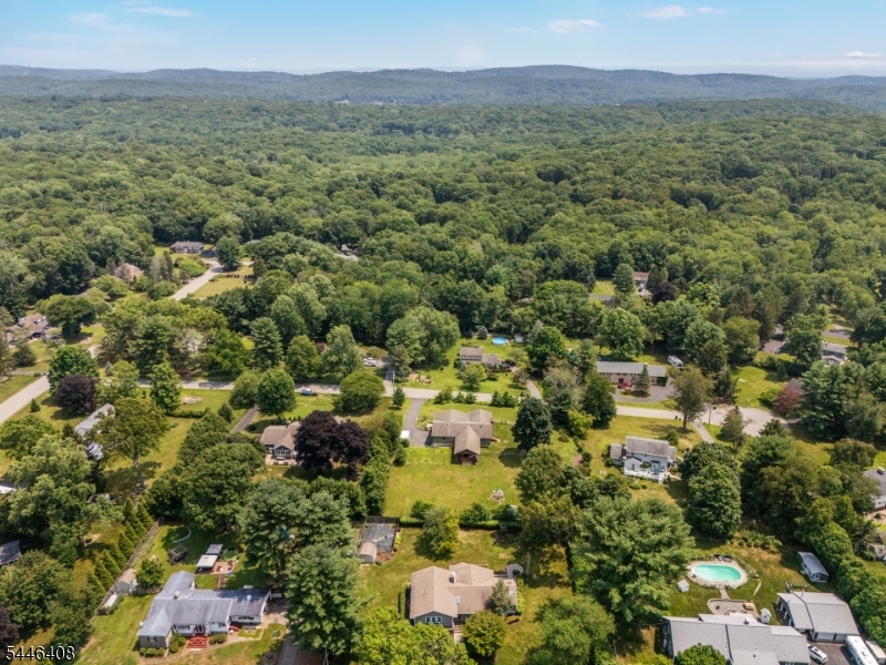 28 Lyonsville Rd