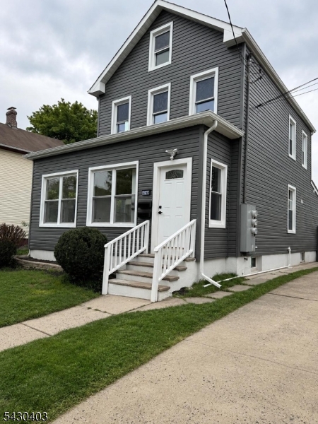 67 Manning Ave