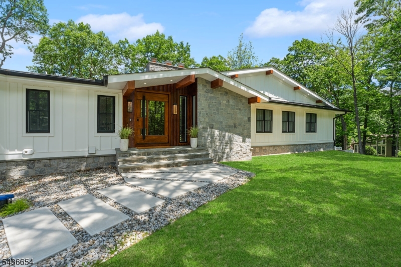 9 Hilltop Rd
