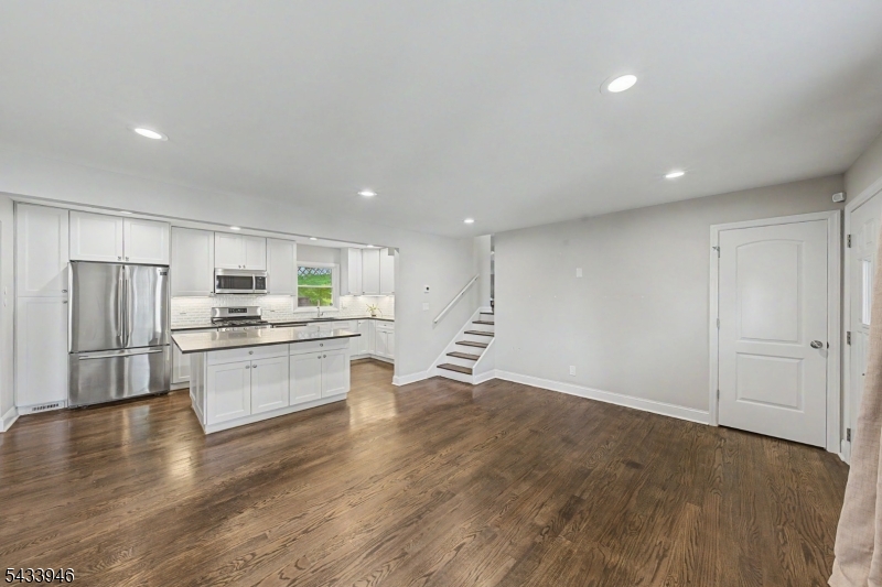 16 Highland Trl