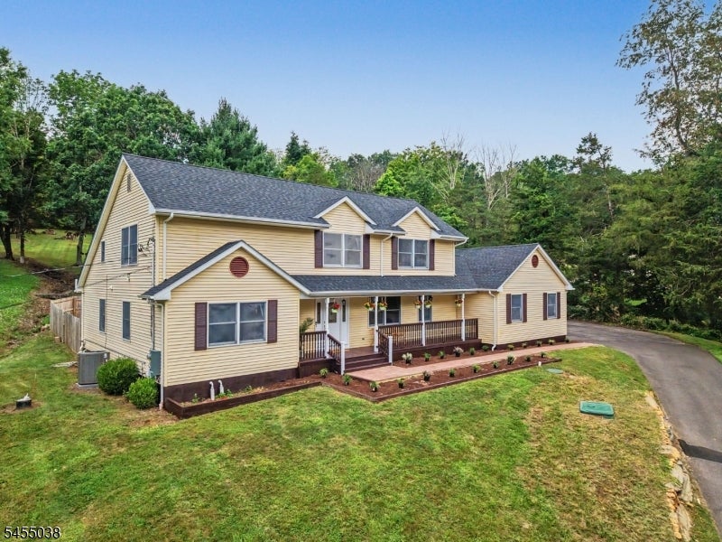 105 Nightingale Rd