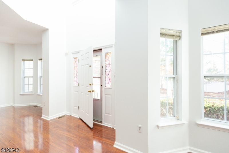148 Forest Dr 148