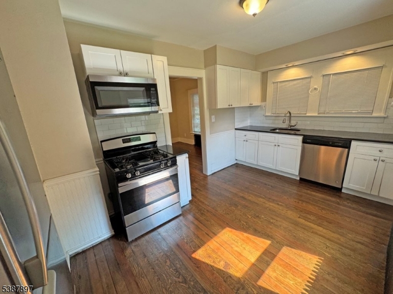 235 Plainfield Ave
