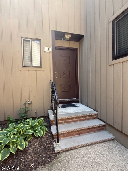 38 Park St B