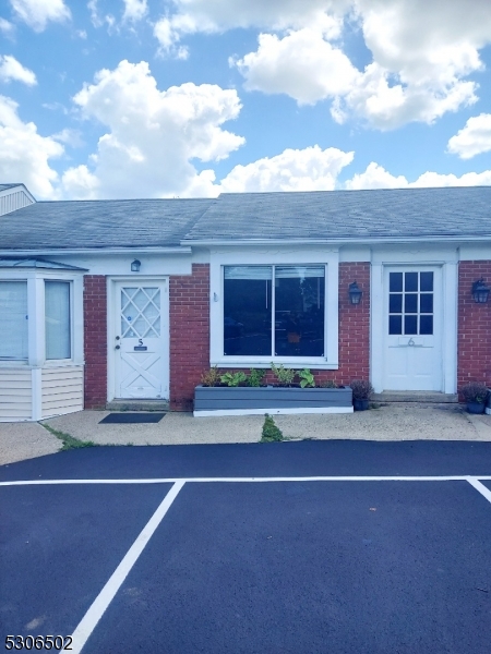 117 Broad St - Suite 5