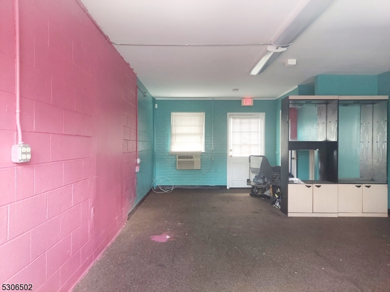 117 Broad St - Suite 5