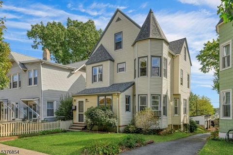 81 N Fullerton Ave Montclair Twp. NJ 07042