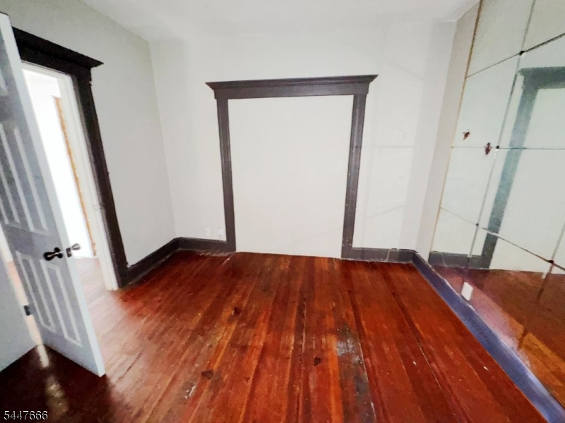 332 S 19Th St