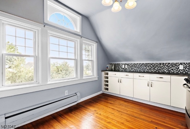 74 S Mountain Ave CH