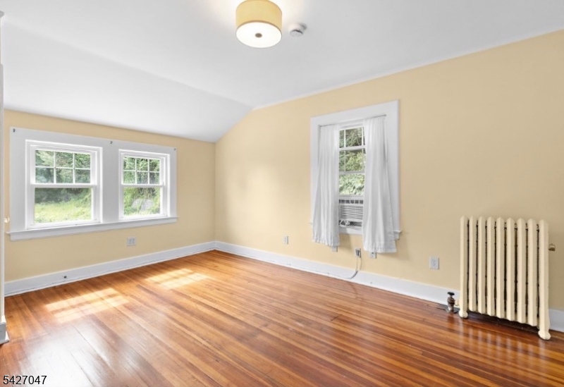 74 S Mountain Ave CH