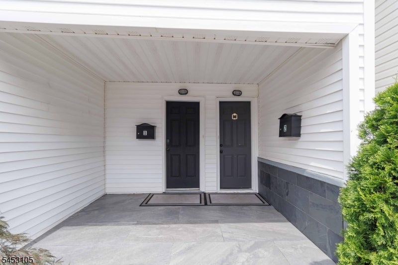 33 Grant St Unit 2 2