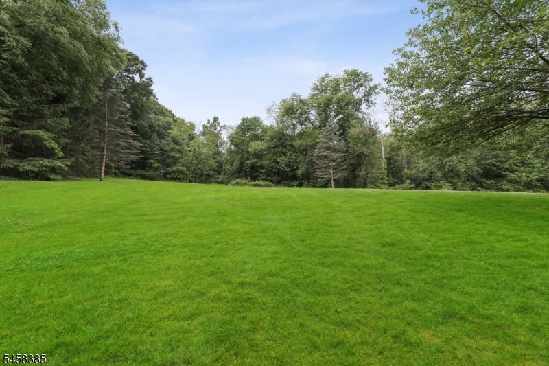 51 Hoagland Rd