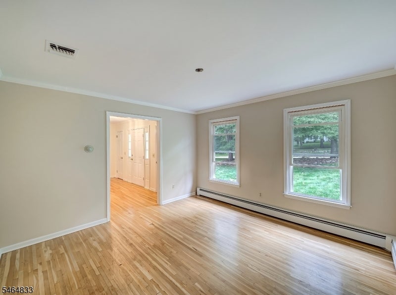 8 Kerry Pl