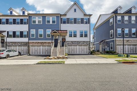 21 Dahlia Dr Warren Twp. NJ 07059