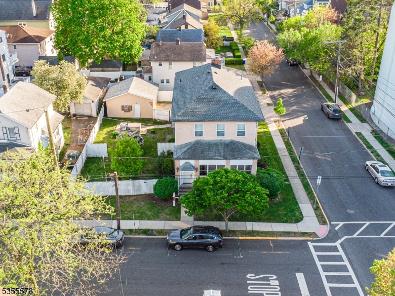 502 Summit Ave
