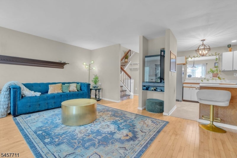 23 Krenkel Ct