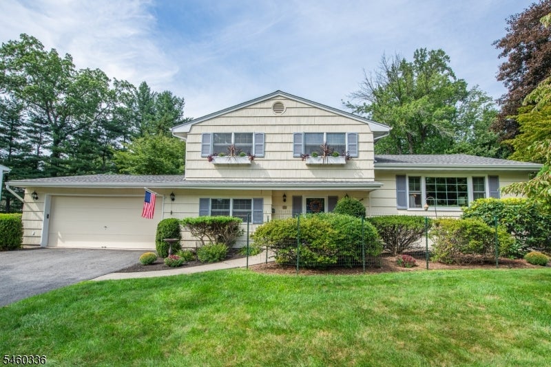 211 Rexland Dr