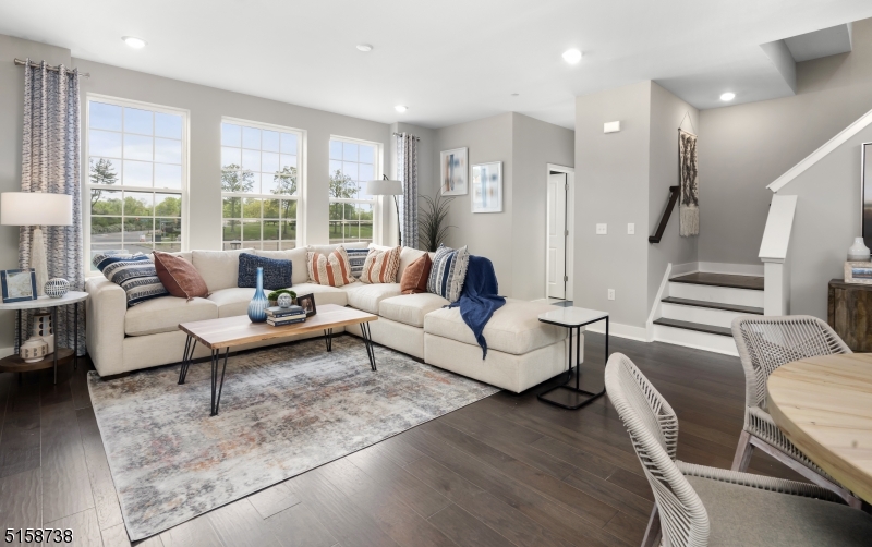 34 Gladstone Ct