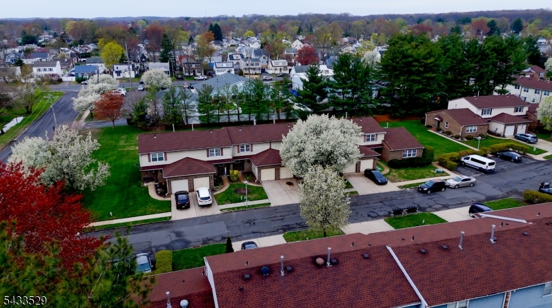 3 Jefferson Dr