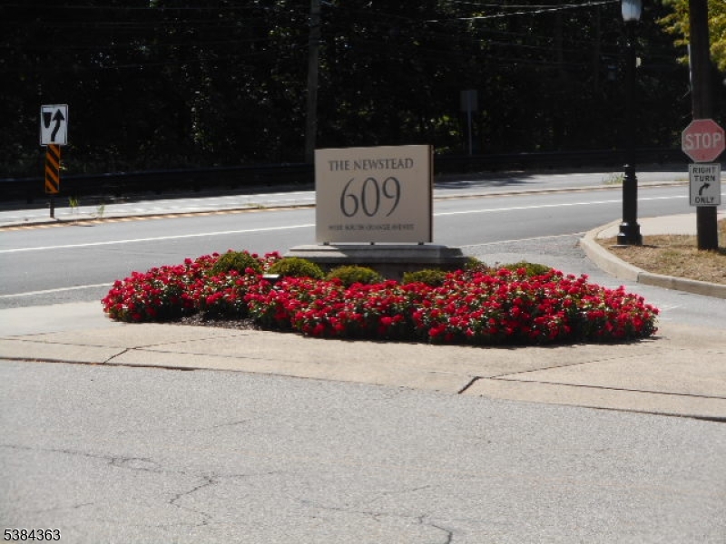 609 SO Orange Ave West5Q 5Q