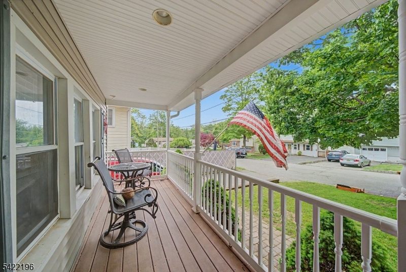 10 Reaville Ct