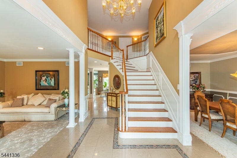 103 Passaic Valley Rd
