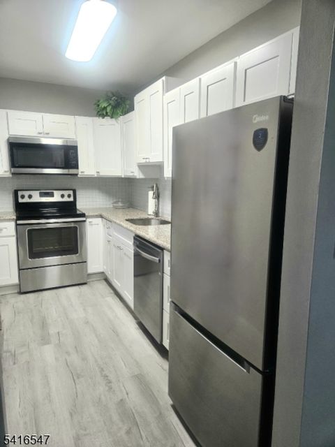 96D WHITE STR Eatontown Boro NJ 07724