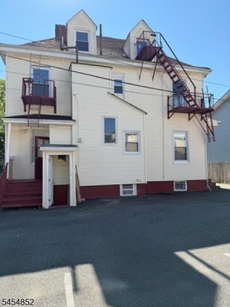 23 Washington Ter