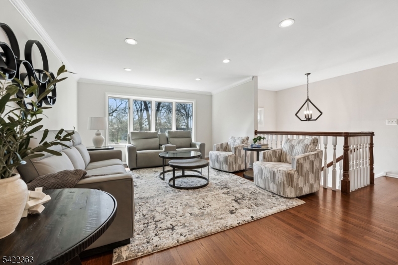 56 Cedar Green Ln