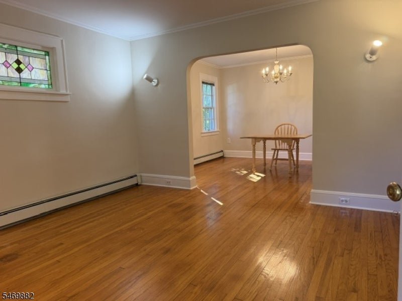 92 Chamberlain Pl