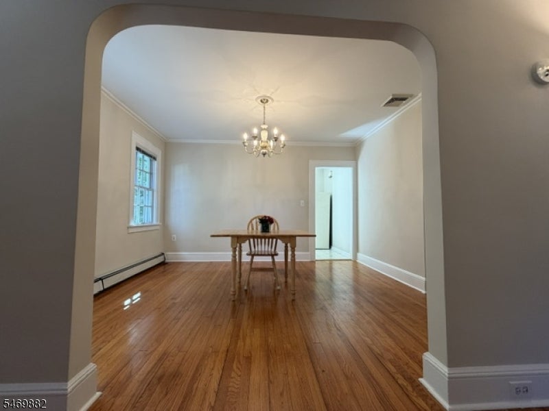 92 Chamberlain Pl