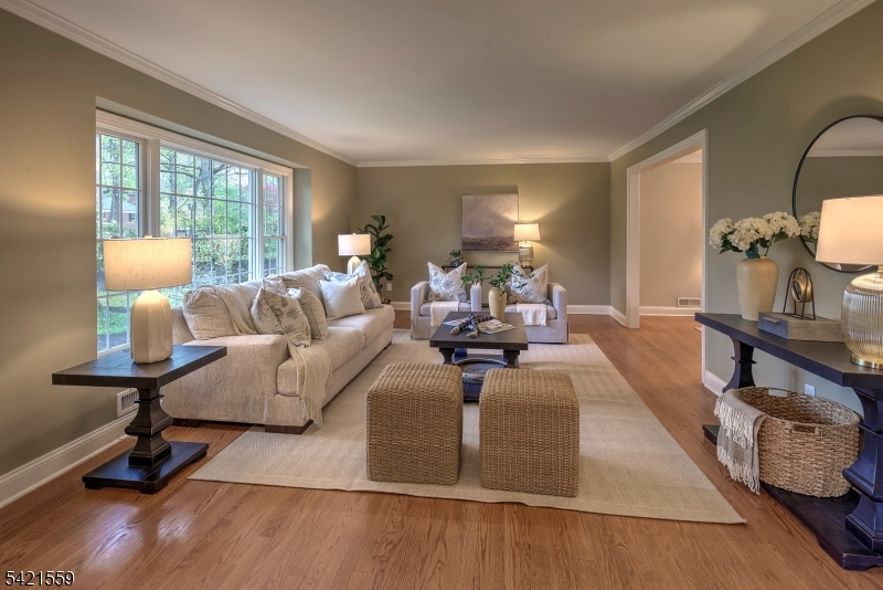 16 Crestview Terrace