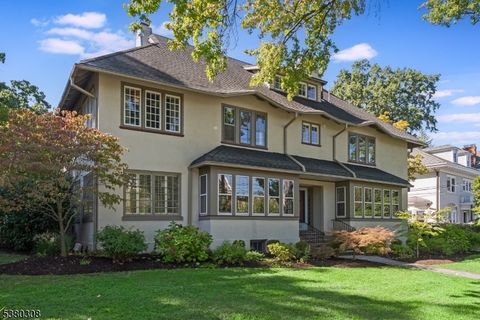 30 Plymouth St Montclair Twp. NJ 07042