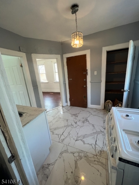 163-165 Brookdale Ave