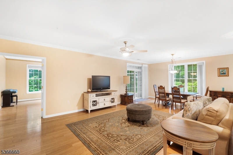 3117 Franklin Ln