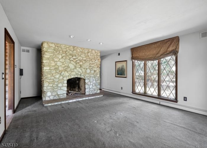 1410 Raritan Rd