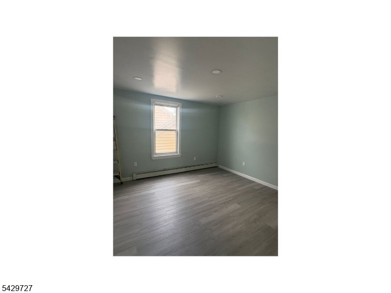 93 Highland St 3