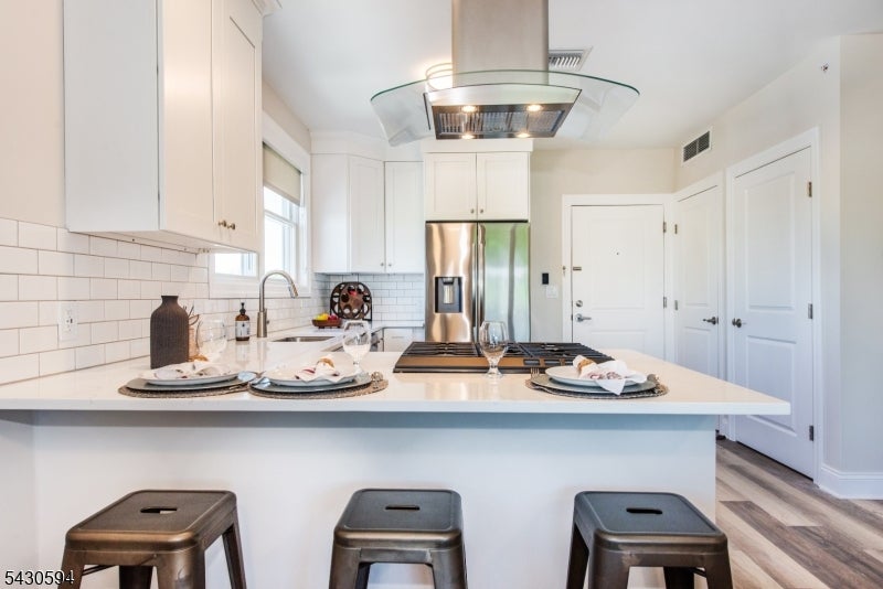 246 Main St 404