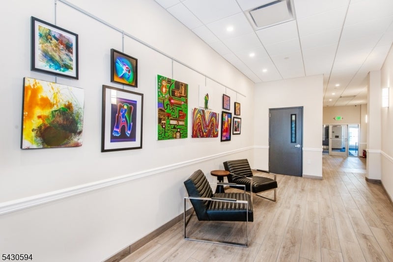 246 Main St 404