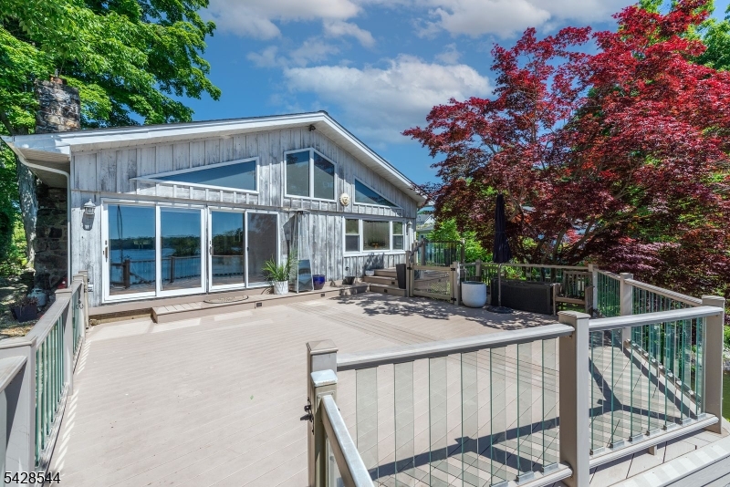 5 Coulter Pl