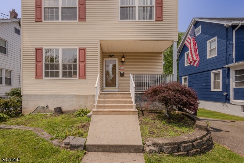 250 Whittier Ave