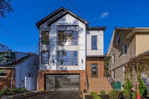 Photo of 1455 Mccrea Pl, Plainfield, NJ 07062 (MLS # 3995505)