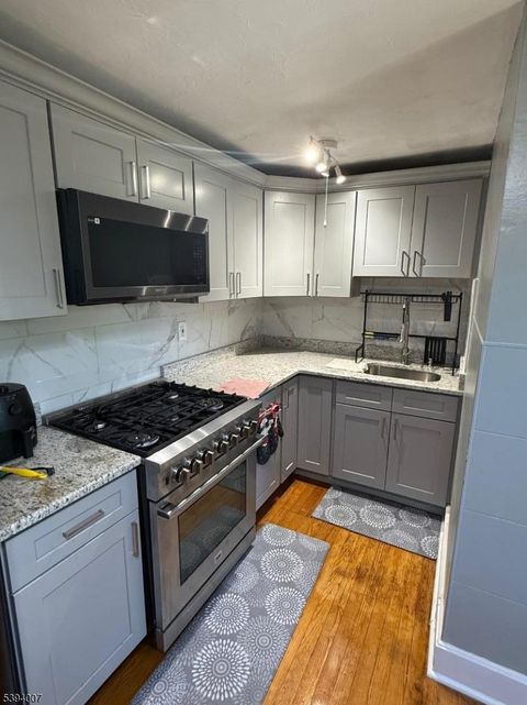 Photo of 72 Columbus Ave, Belleville, NJ 07109 (MLS # 3994916)
