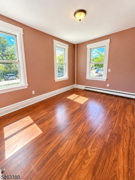 623-625 Sandford Ave