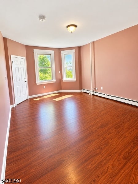 623-625 Sandford Ave