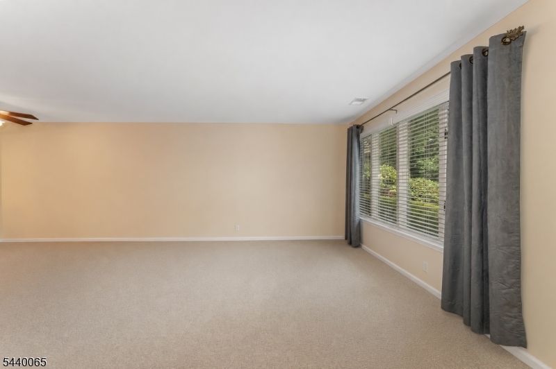25 Augusta Dr