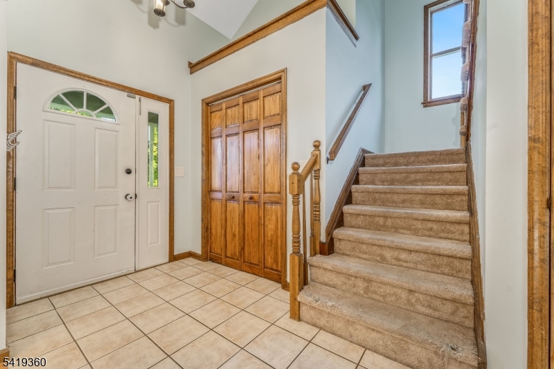 40 Thatcher Avenue