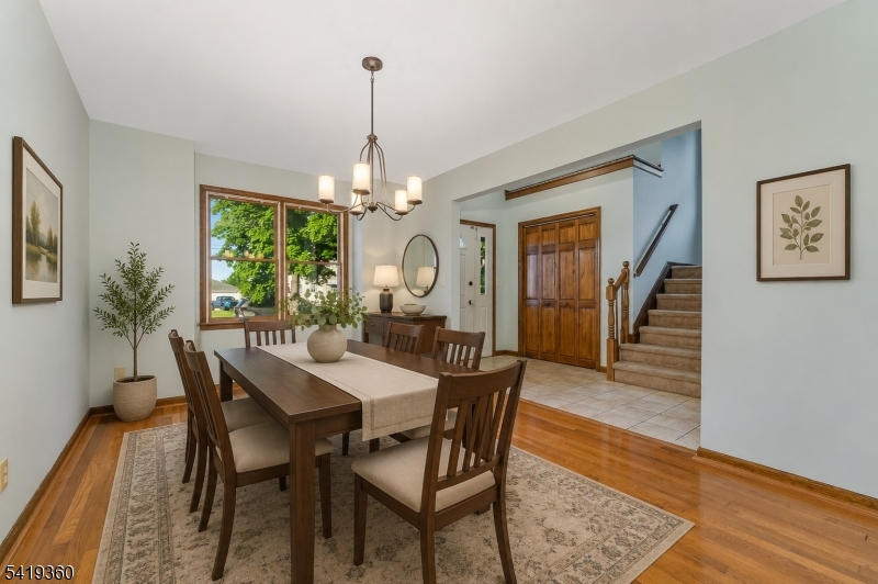 40 Thatcher Avenue